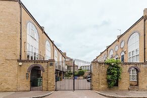 3BR Tower Bridge Parking WiFi