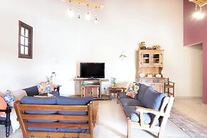 Ch Cara com Piscina Churrasq e Wifi pet Friendly