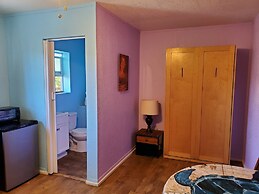 Yonegan Central Maui Getaways