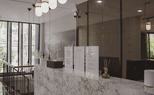 Poshtel 56