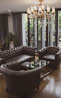 Poshtel 56