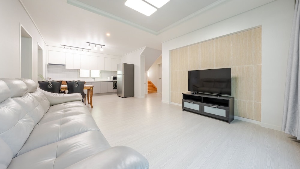 Gyeongju Sunflower Private Cottage