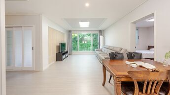 Gyeongju Sunflower Private Cottage