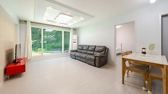 Gyeongju Sunflower Private Cottage