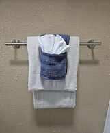 Plumeria Hilo Hotel