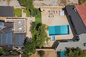 Aeolia Villa Athenian Riviera