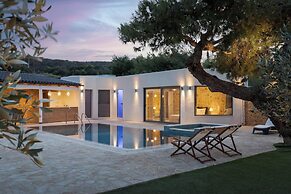 Aeolia Villa Athenian Riviera