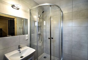 Two-storey Holiday Cottages, Plesna