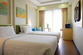 Poolside Escape Near Boracay’s Iconic Keyhole