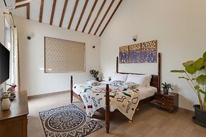 AquaVista  Assagao Residency