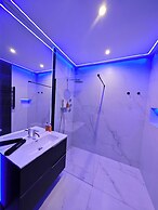 Love Apartment close to national stadium
