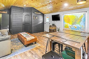Covered Deck & Hot Tub: Cozy Retreat in Campton!
