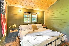 Covered Deck & Hot Tub: Cozy Retreat in Campton!