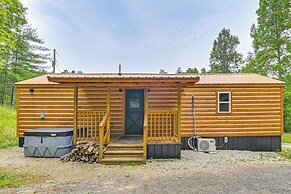 Covered Deck & Hot Tub: Cozy Retreat in Campton!