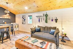 Covered Deck & Hot Tub: Cozy Retreat in Campton!