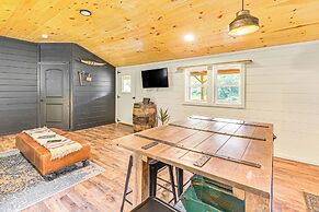 Covered Deck & Hot Tub: Cozy Retreat in Campton!