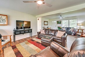 11 Mi to Danville: Family Home in Lancaster