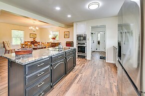 11 Mi to Danville: Family Home in Lancaster