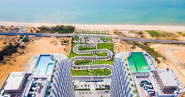 Apec Mandala Cham Bay Condotel Mui Ne