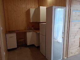 2 Bedroom Holiday Home With air Conditioning