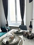1587 Charonne