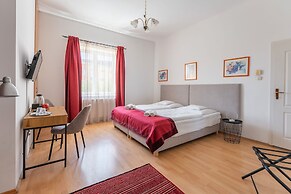 Oázis Hotel Apartments