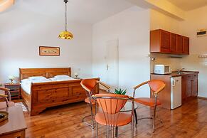 Oázis Hotel Apartments