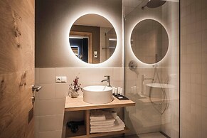 The Post Mountain Residence