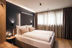 The Post Mountain Residence