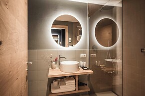 The Post Mountain Residence