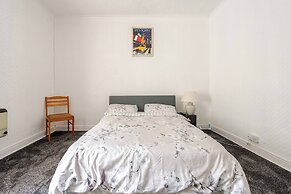 Ad7 Family Guest House