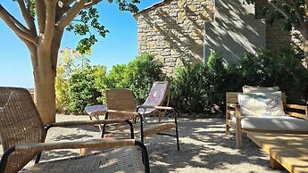 Uzun Ev by Ertem Homes