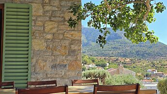 Uzun Ev by Ertem Homes