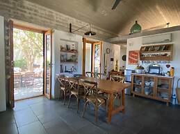 Uzun Ev by Ertem Homes