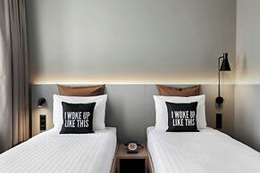 Moxy Alfragide Lisboa