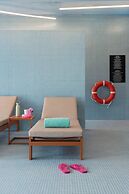 Moxy Alfragide Lisboa