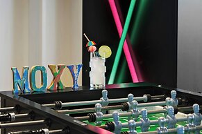 Moxy Alfragide Lisboa
