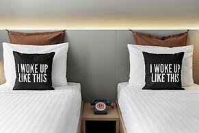 Moxy Alfragide Lisboa