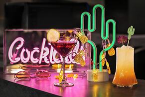 Moxy Alfragide Lisboa