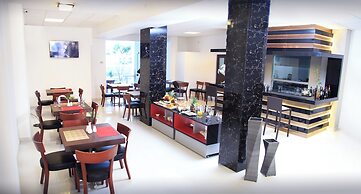Prince Hotel