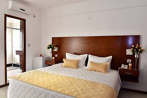 Prince Hotel