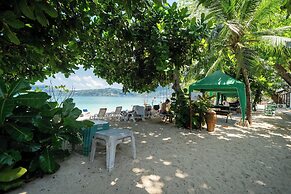 The Hideout Beachfront