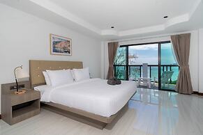 The Hideout Beachfront