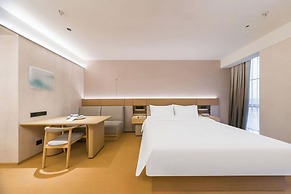 Full Season Hotel-HGH