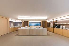Full Season Hotel-HGH