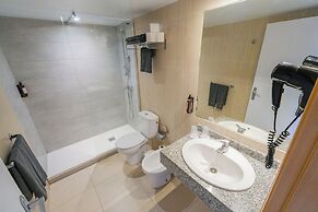 Vistasol Apartments