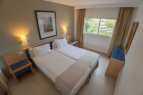 Vistasol Apartments