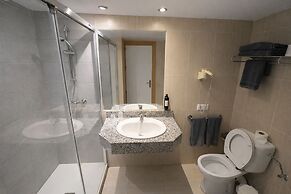 Vistasol Apartments