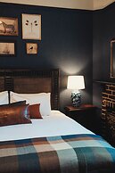 Dunedin House- Boutique Hotel