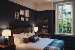 Dunedin House- Boutique Hotel